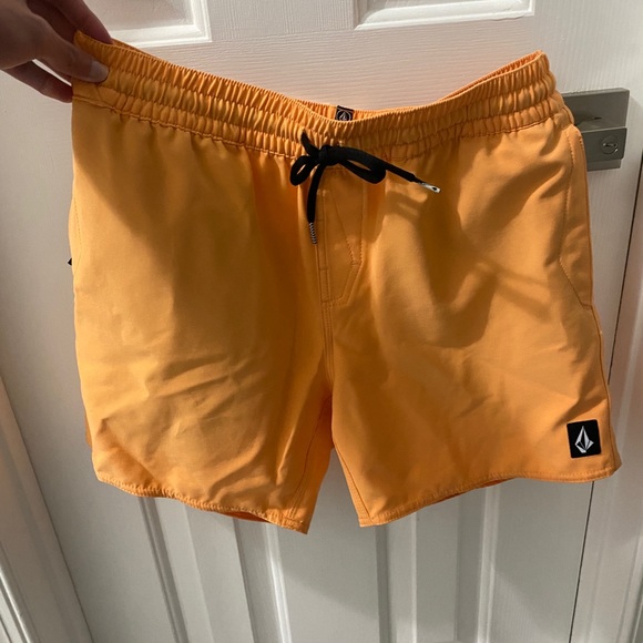 volcom volley bathing swim trunk boardshort sm - Picture 2 of 3
